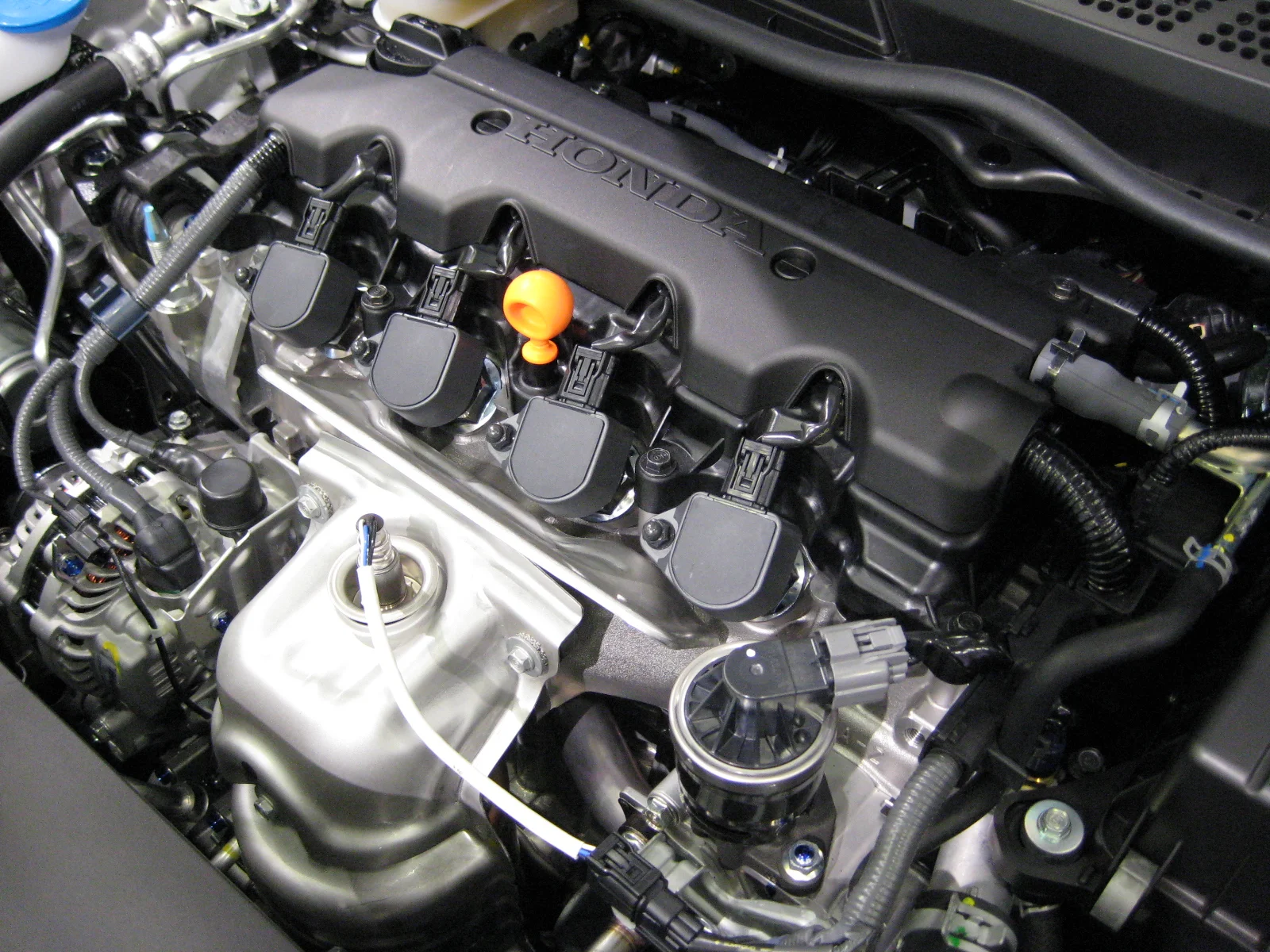 Honda_R18A_Engine.webp
