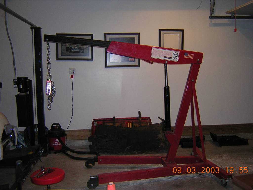 A%20BIG%20Engine%20hoist.jpg