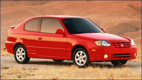 2005-Hyundai-Accent-i0001.jpg