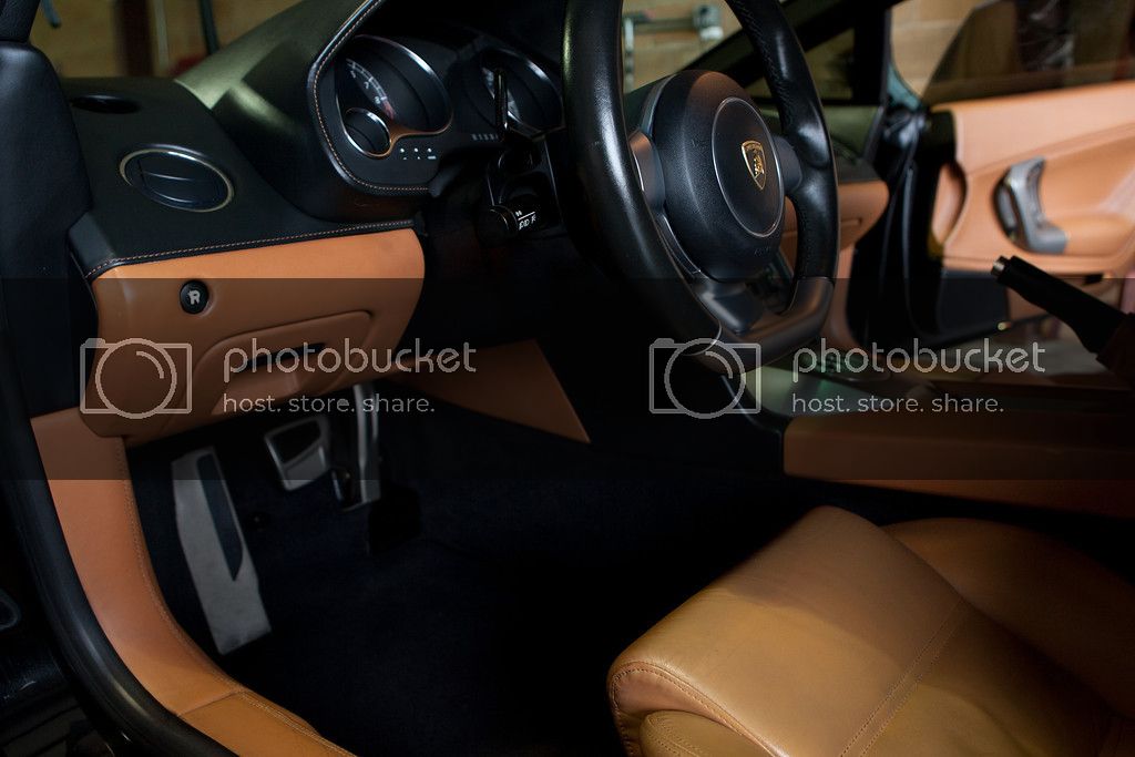 lambointerior_zps53155f2e.jpg