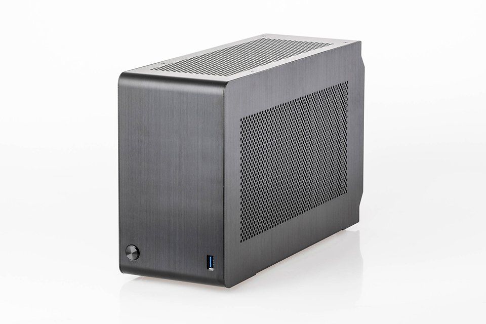 dan_cases_a4-sfx_itx_gaming_pc_case_1.jpg
