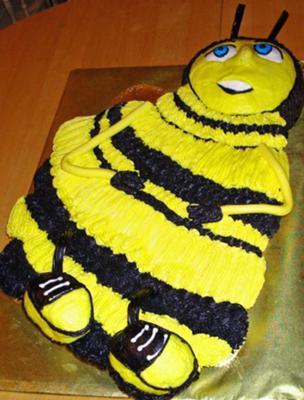 bee-movie-cake-21322478.jpg