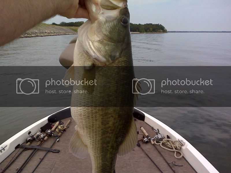dadbass7lb8oz.jpg
