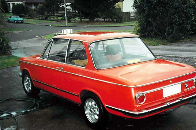 bmw2002tii2.jpg