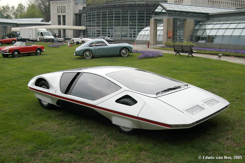 Ferrari%20Modulo%20(1970%20Pininfarina%20concept).jpg