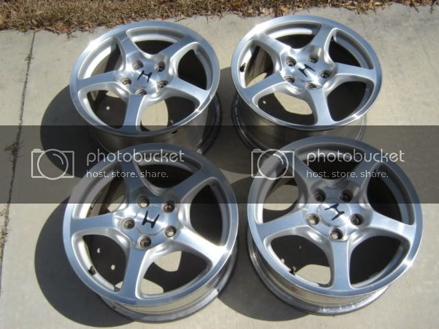 AP1Wheels009.jpg