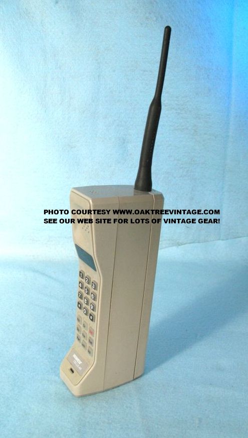 US-West_Old-School_Cell_Phone_Vert_Tan_web.jpg