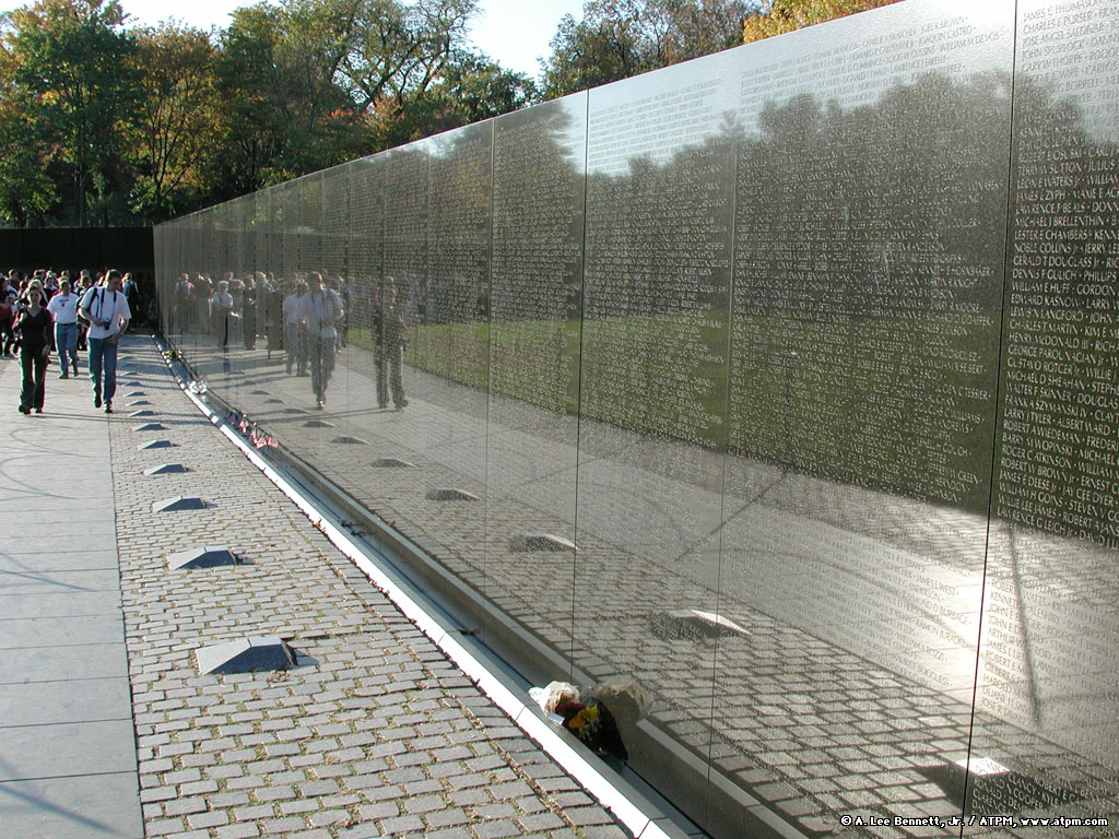 4-vietnam-memorial.jpg