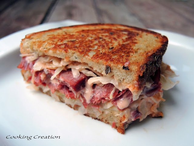 Reuben+Sandwich+w+homemade+dressing.jpg