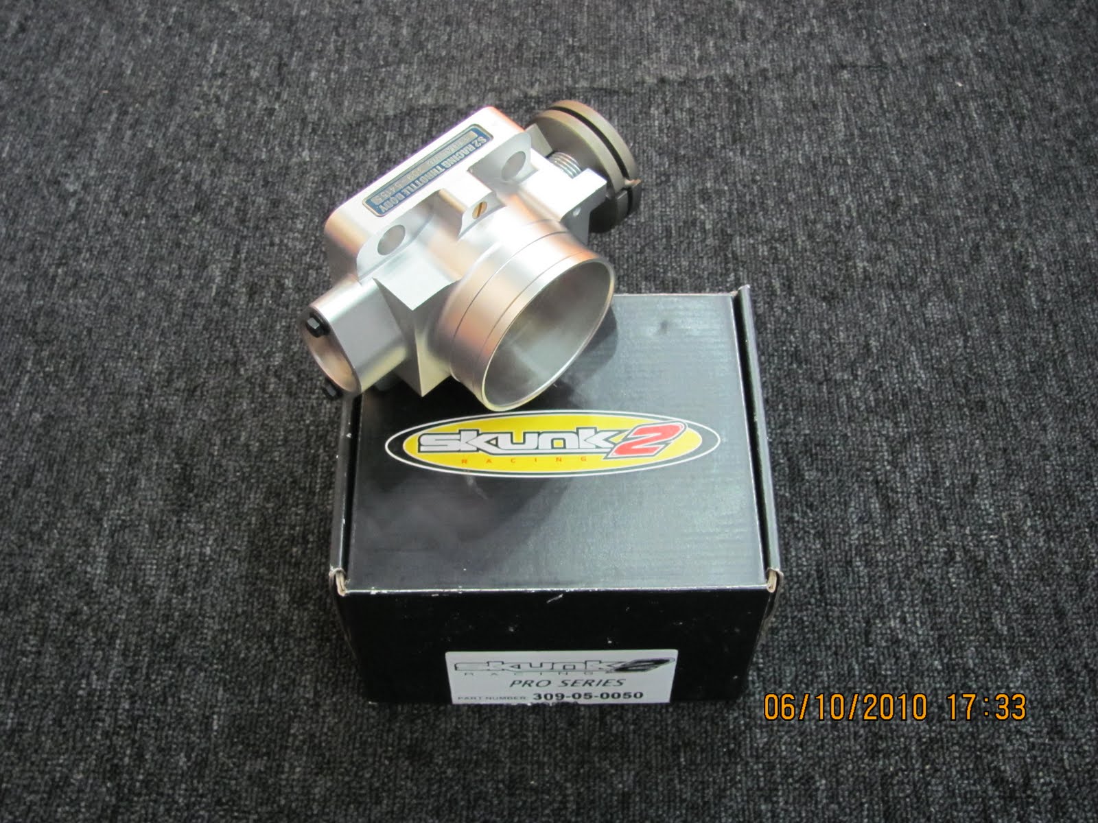 Skunk+Throttle+Body+70mm+%284%29.JPG