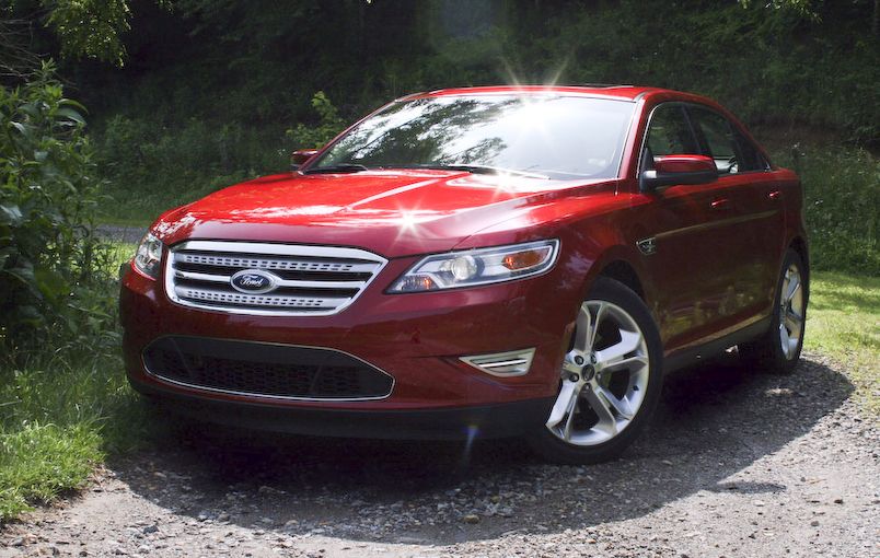 2010_ford_taurus_sho_awd-pic-3953102243535750242.jpeg
