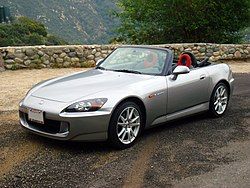 250px-HondaS2000-004.jpg